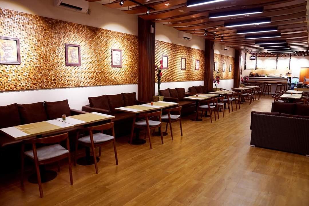 Elohim Hotel Sentani Jayapura Exteriér fotografie