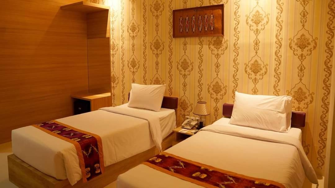 Elohim Hotel Sentani Jayapura Exteriér fotografie