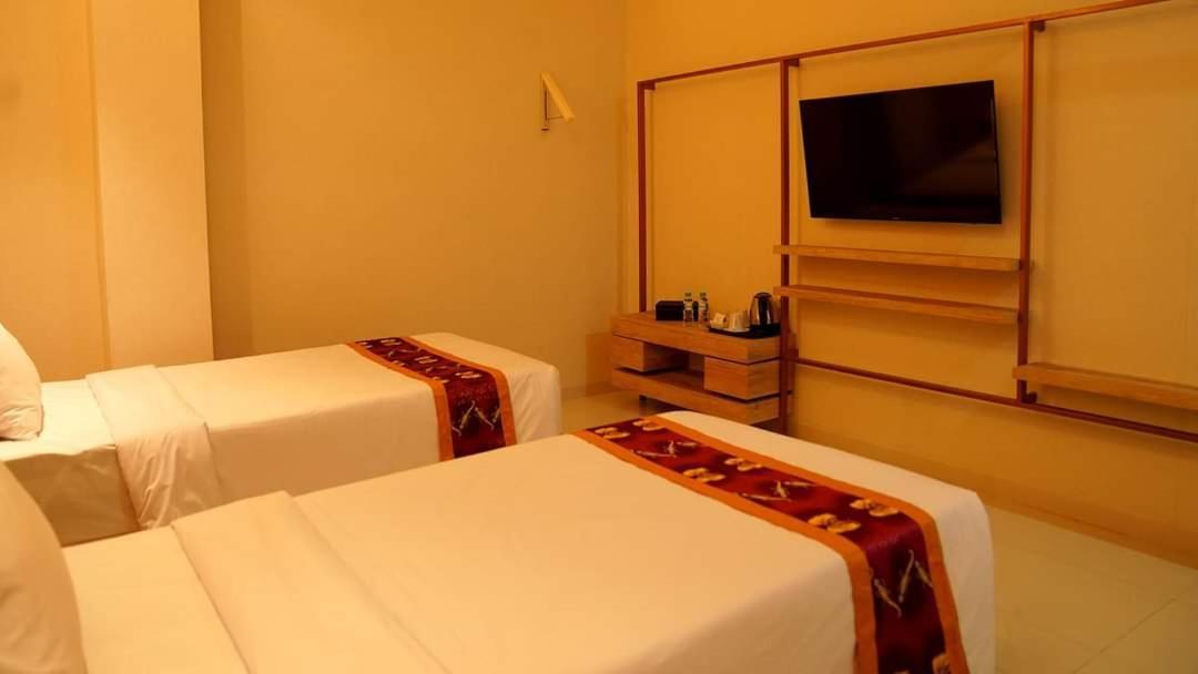 Elohim Hotel Sentani Jayapura Exteriér fotografie
